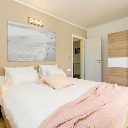 Pool Premium Apartment Vrsar Dış mekan fotoğraf