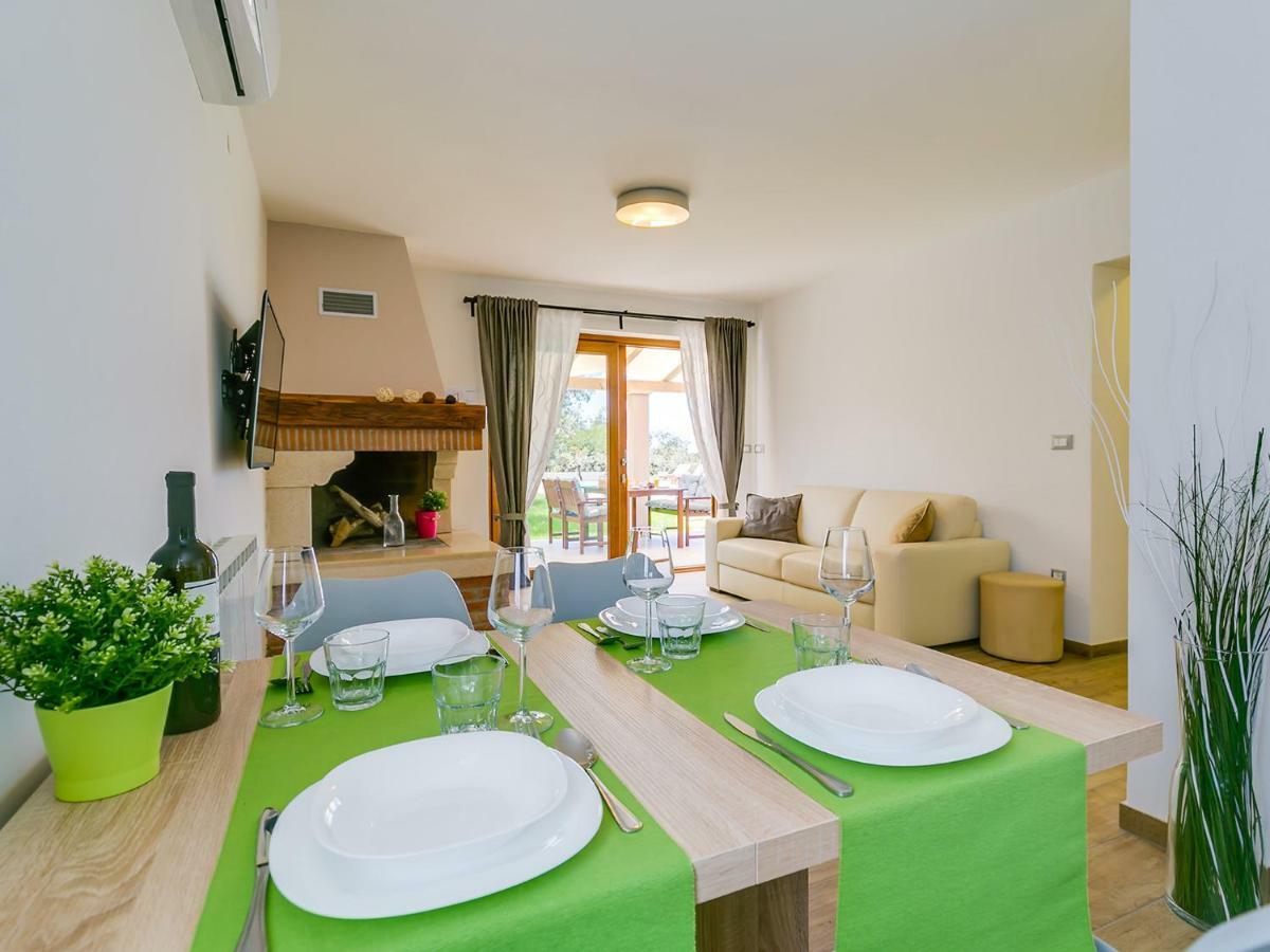 Pool Premium Apartment Vrsar Dış mekan fotoğraf