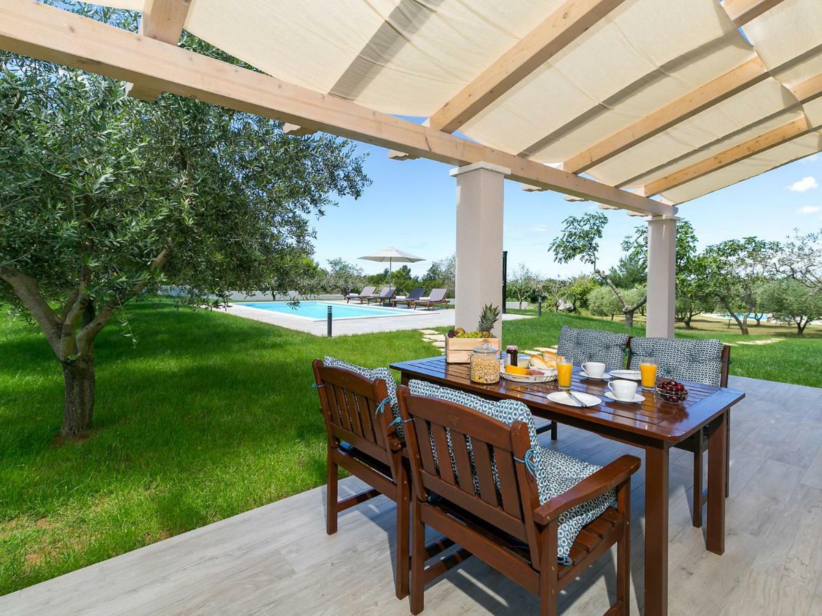 Pool Premium Apartment Vrsar Dış mekan fotoğraf